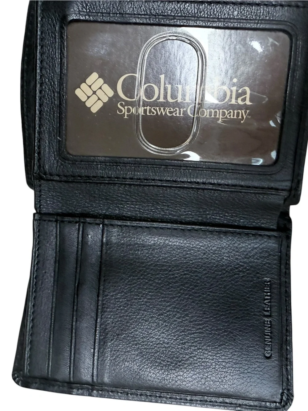 New Columbia Black Leather Trifold Wallet
